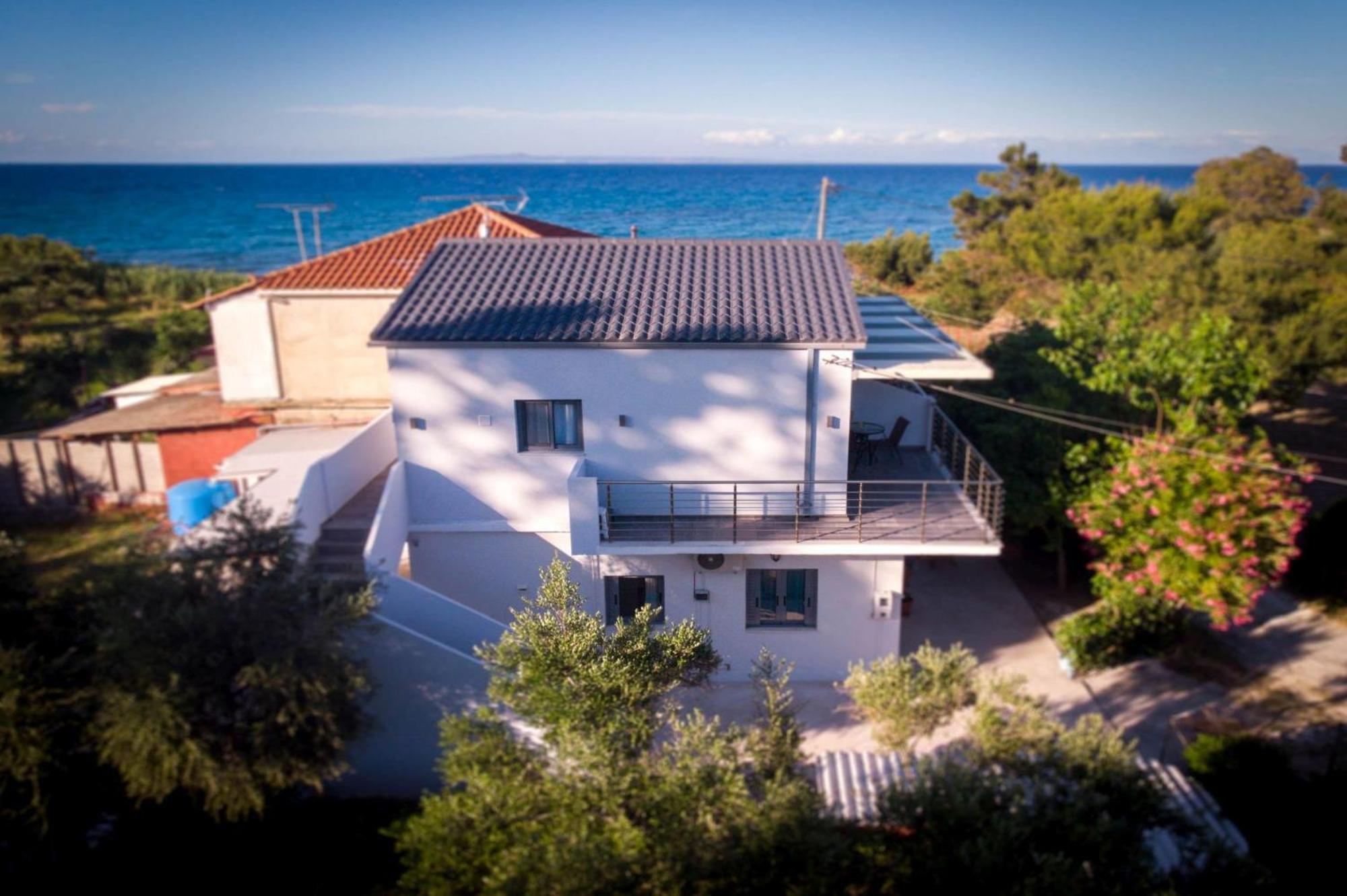 Casa Di Mare - Studios And Apartments On The Beach Василикос Экстерьер фото