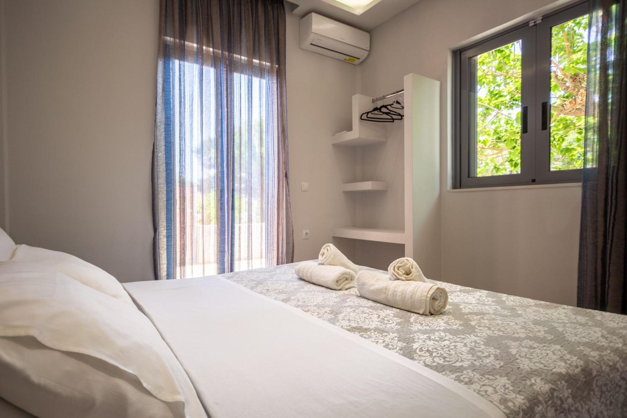 Casa Di Mare - Studios And Apartments On The Beach Василикос Экстерьер фото