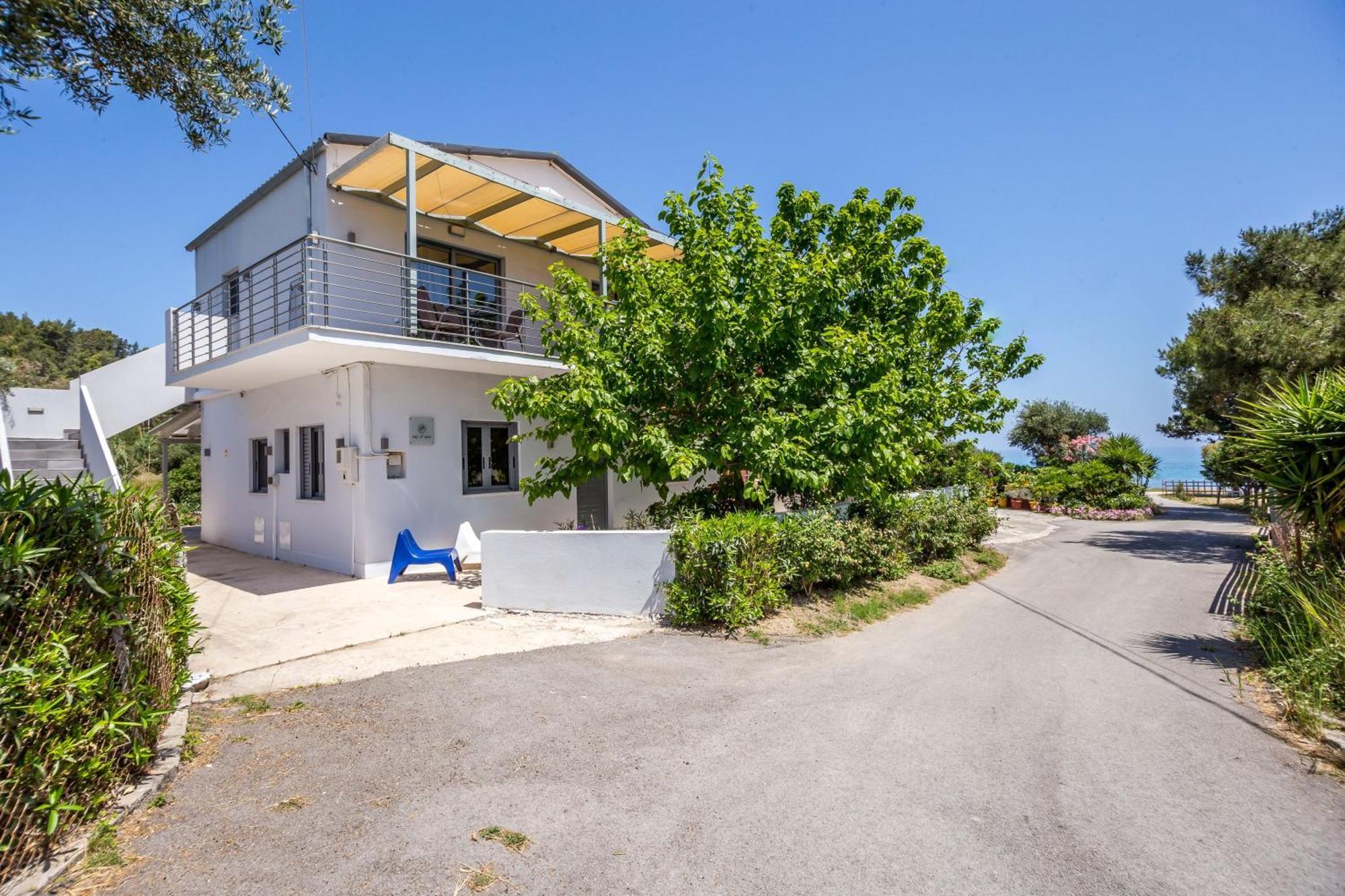 Casa Di Mare - Studios And Apartments On The Beach Василикос Экстерьер фото
